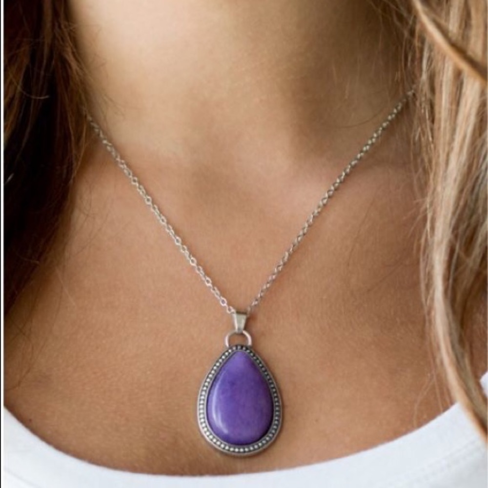 Purple ladies necklace